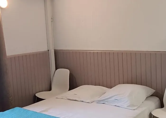 Cap5 Climatise Cap D'agde אגדה